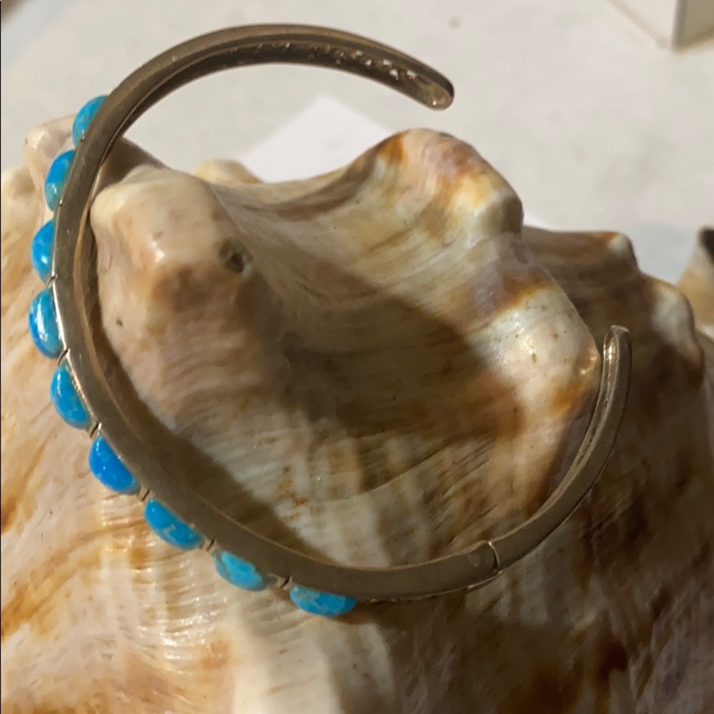 925 Sterling silver with turquoise hinge bangle